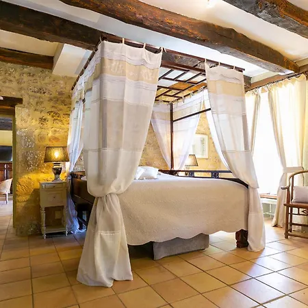La Maison Louverie Pontours