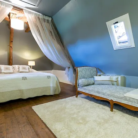 La Maison Louverie Hotel Pontours