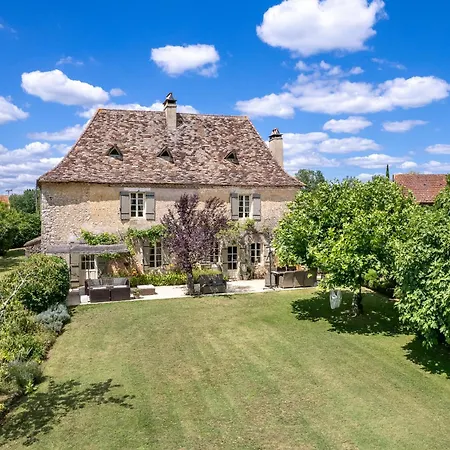 La Maison Louverie Hotel