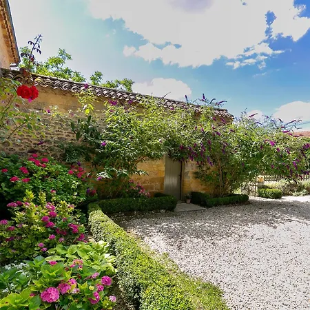 La Maison Louverie Hotel